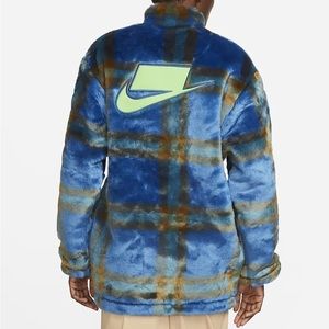 Nike Women’s Oversized Faux Fur Sportswear Jacket